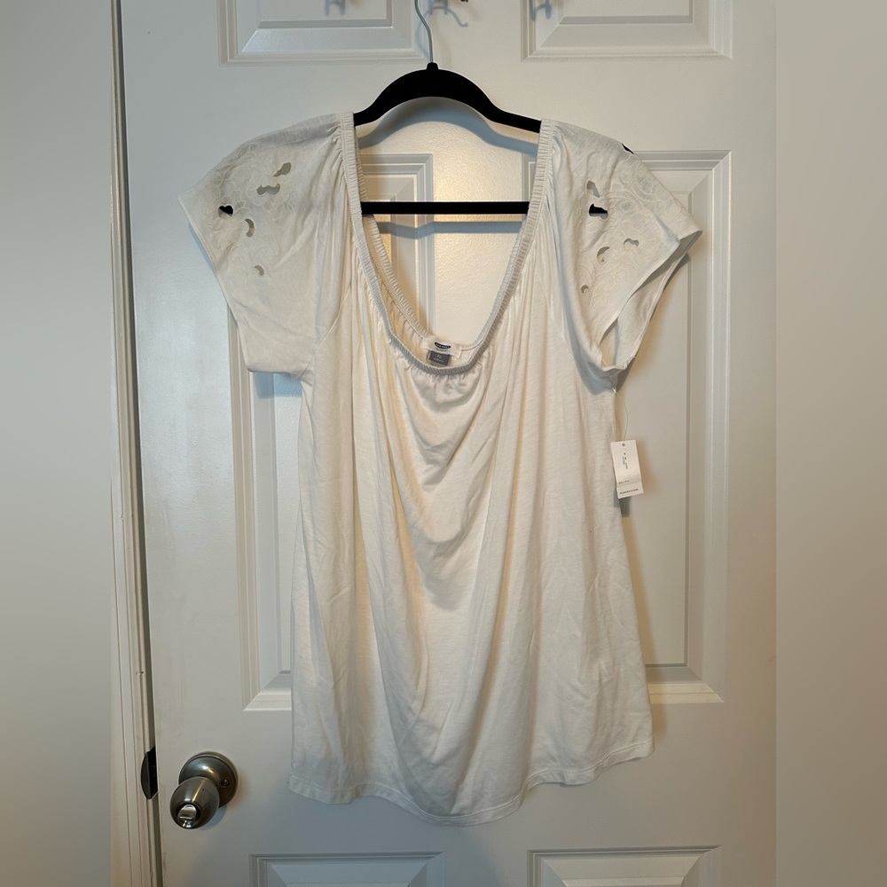 NWT White Off The Shoulder Shirt